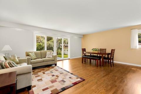 903 E Alder Ln, Mount Prospect, IL 60056 photo 4