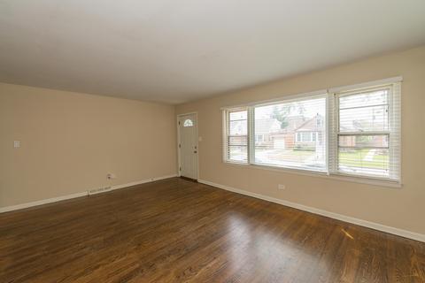 3415 Maple Ave, Berwyn, IL 60402 photo 2
