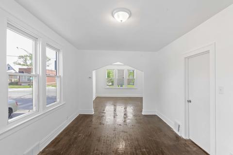 2156 E 93rd St, Chicago, IL 60617 photo 10