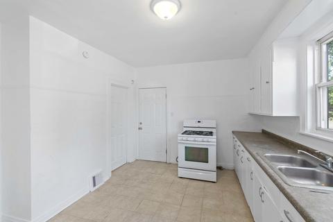 2156 E 93rd St, Chicago, IL 60617 photo 14