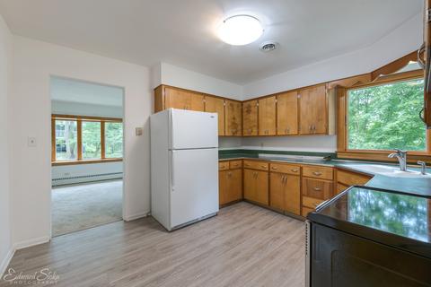 409 Williams Pl, East Dundee, IL 60118 photo 8