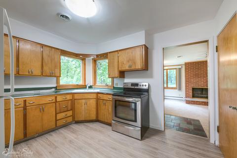 409 Williams Pl, East Dundee, IL 60118 photo 9
