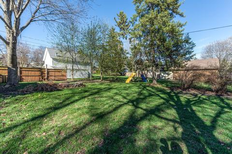 24 W Maple Ave, Roselle, IL 60172 photo 15