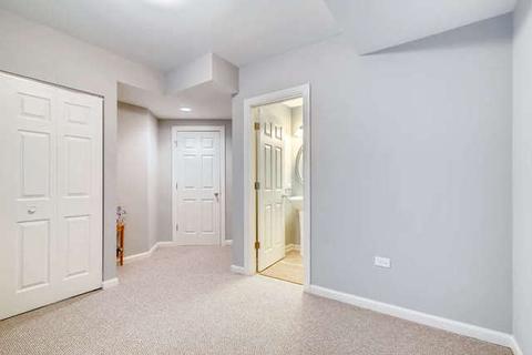 2081 Windham Cir, Wheaton, IL 60187 photo 30