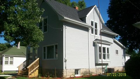 457 E Cherry St, Watseka, IL 60970 photo 2