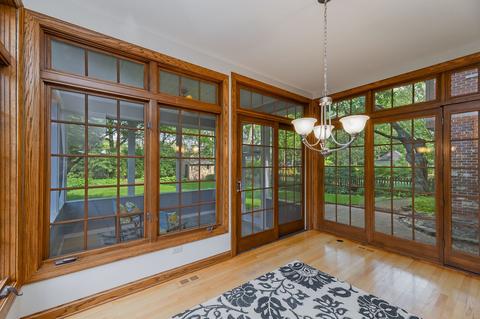 610 N Wright St, Naperville, IL 60563 photo 8