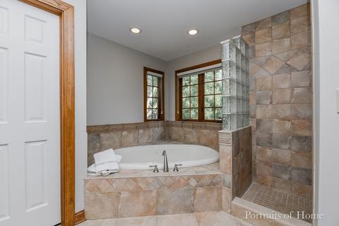 610 N Wright St, Naperville, IL 60563 photo 17