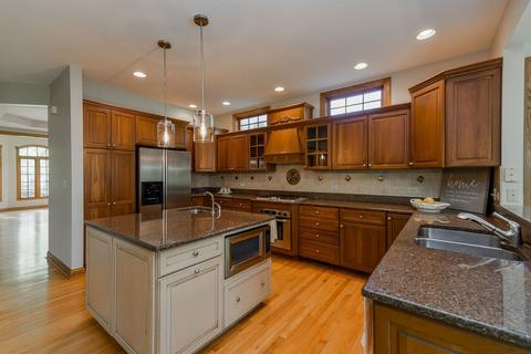 610 N Wright St, Naperville, IL 60563 photo 6