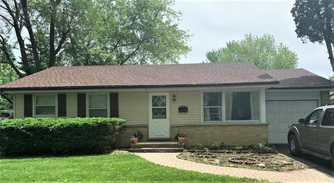 1275 Algonquin Dr, Elgin, IL 60120 photo 1