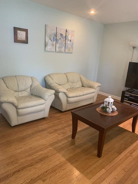 1275 Algonquin Dr, Elgin, IL 60120 photo 3
