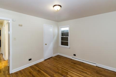 85 E 146th St, Harvey, IL 60426 photo 9