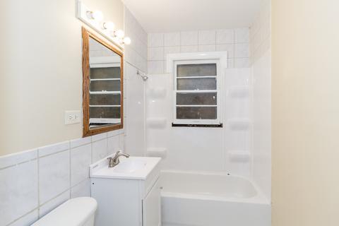 85 E 146th St, Harvey, IL 60426 photo 8