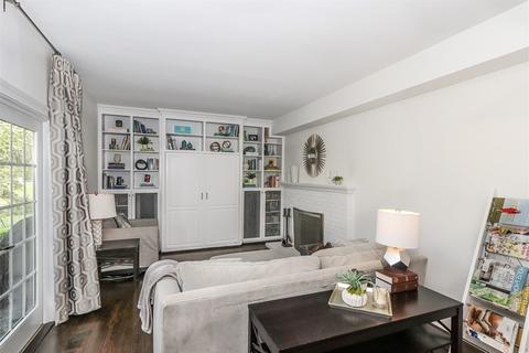 4350 Haman Ct, Hoffman Estates, IL 60192 photo 13