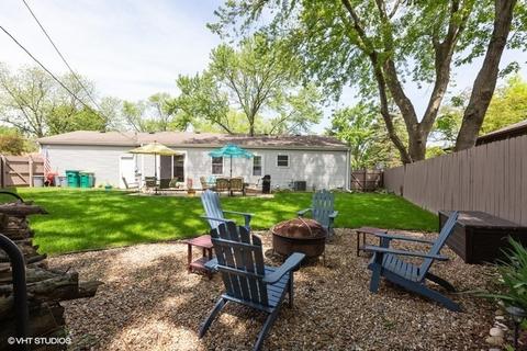 25 Birch Trl, Wheeling, IL 60090 photo 15