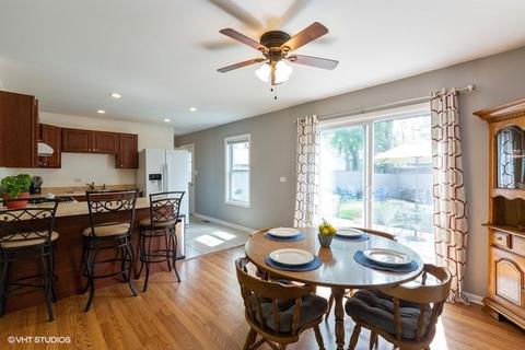 25 Birch Trl, Wheeling, IL 60090 photo 6