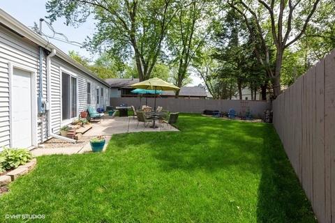 25 Birch Trl, Wheeling, IL 60090 photo 17
