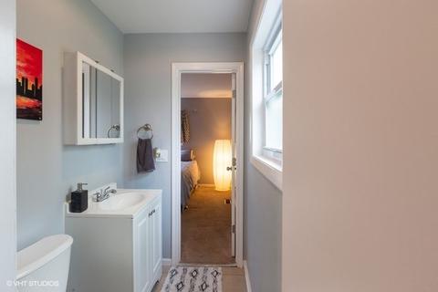 25 Birch Trl, Wheeling, IL 60090 photo 12