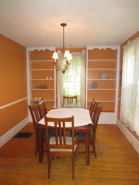309 E James St, Eureka, IL 61530 photo 8