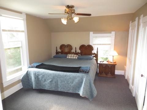 309 E James St, Eureka, IL 61530 photo 12