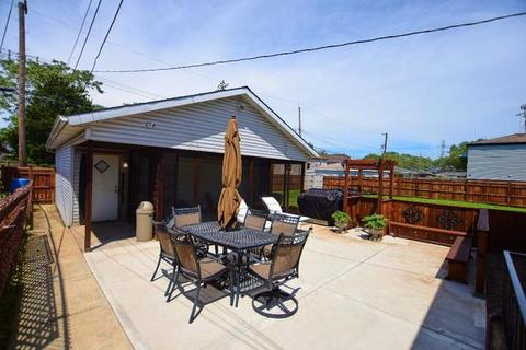 13046 S Brandon Ave, Chicago, IL 60633 photo 20