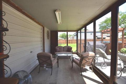 13046 S Brandon Ave, Chicago, IL 60633 photo 23