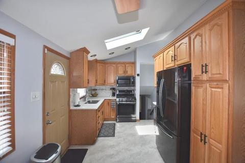 13046 S Brandon Ave, Chicago, IL 60633 photo 7