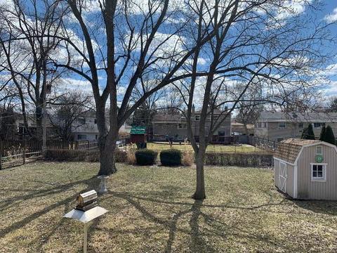 1925 E Yuma Ln, Mount Prospect, IL 60056 photo 13