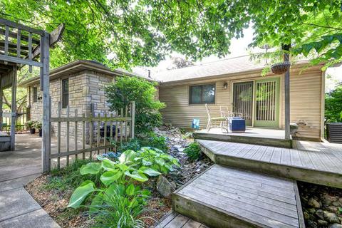 418 E Ctr, Monticello, IL 61856 photo 5