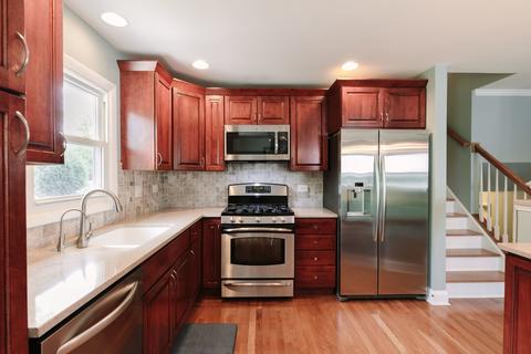4075 Whispering Trails Dr, Hoffman Estates, IL 60192 photo 8