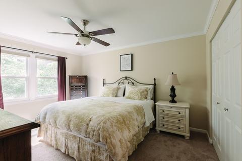 4075 Whispering Trails Dr, Hoffman Estates, IL 60192 photo 13