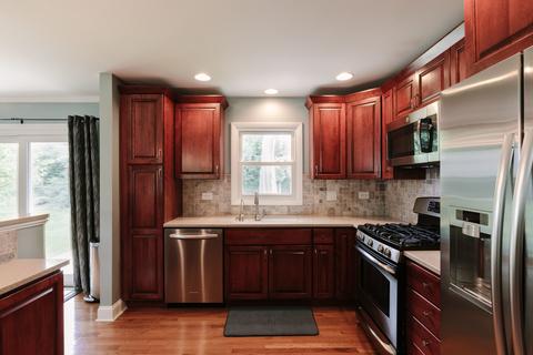 4075 Whispering Trails Dr, Hoffman Estates, IL 60192 photo 9