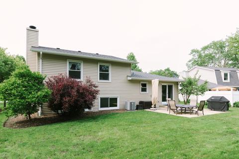 4075 Whispering Trails Dr, Hoffman Estates, IL 60192 photo 28