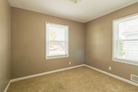 606 S Adelaide St, Normal, IL 61761 photo 13