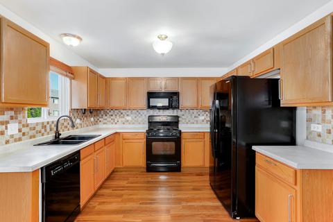 1713 Baring Ridge Dr, Plainfield, IL 60586 photo 8