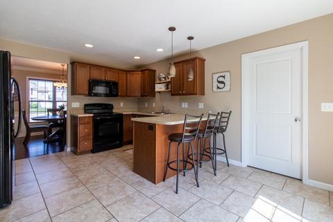 1312 Bryce Ct, Normal, IL 61761 photo 8