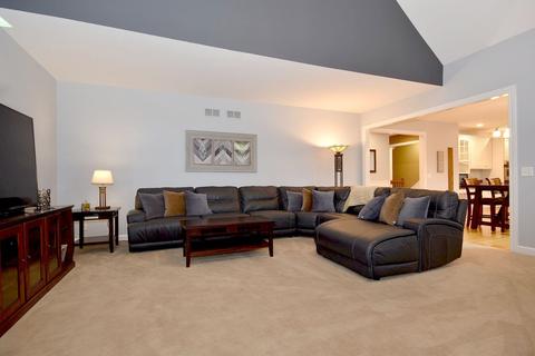 229 65th St, Willowbrook, IL 60527 photo 14
