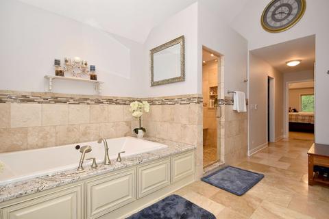 229 65th St, Willowbrook, IL 60527 photo 22