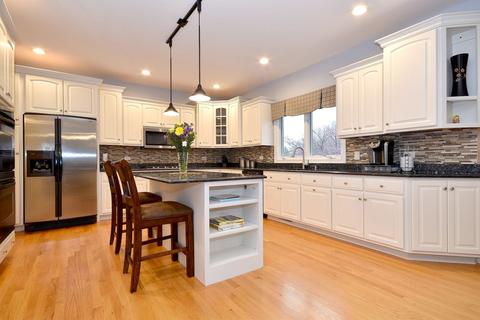 229 65th St, Willowbrook, IL 60527 photo 10