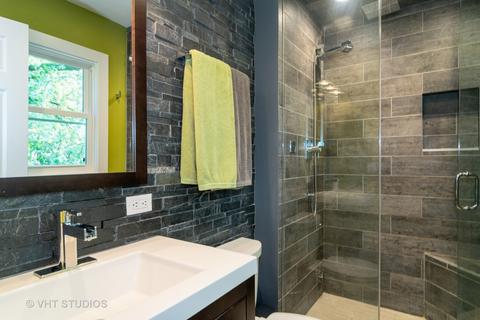 4065 Dixon Dr, Hoffman Estates, IL 60192 photo 10