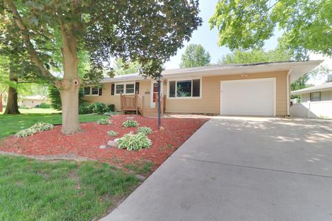 705 Sheridan Rd, Normal, IL 61761 photo 3