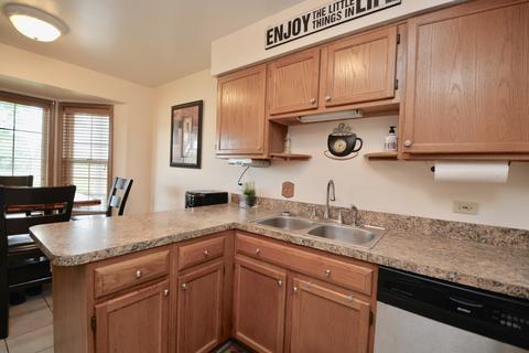 3480 Willowview Ct, Aurora, IL 60504 photo 7