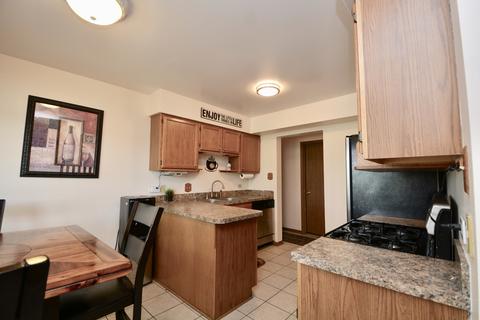 3480 Willowview Ct, Aurora, IL 60504 photo 5