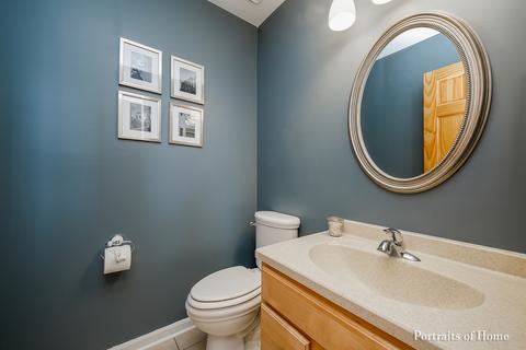 1172 Longford Rd, Bartlett, IL 60103 photo 8