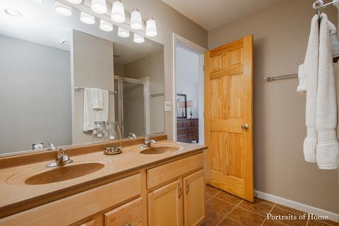 1172 Longford Rd, Bartlett, IL 60103 photo 12