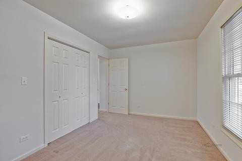 1390 Devonshire Ln, Hoffman Estates, IL 60169 photo 14