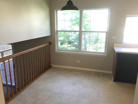 910 Harbor Town Dr, Elgin, IL 60123 photo 10