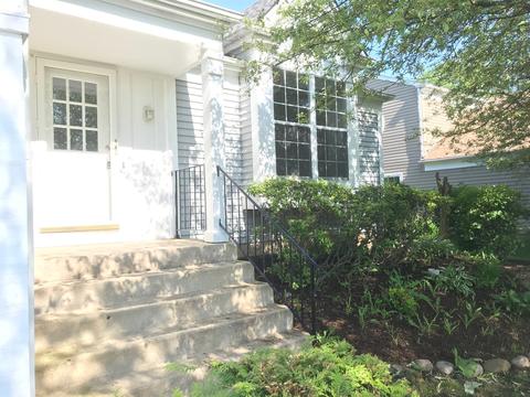 910 Harbor Town Dr, Elgin, IL 60123 photo 3