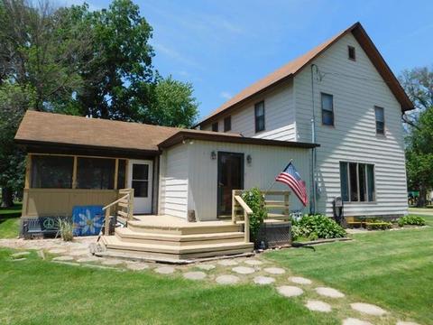 306 N 4th St, Cornell, IL 61319 photo 2
