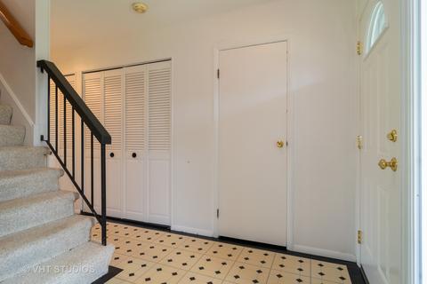 1125 Sausalito Ct, Bartlett, IL 60103 photo 2