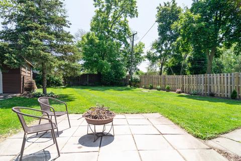 209 Pinecroft Dr, Roselle, IL 60172 photo 16